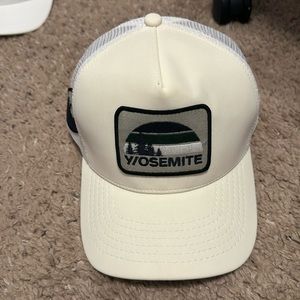 James Perse Yosemite men’s hat SnapBack white